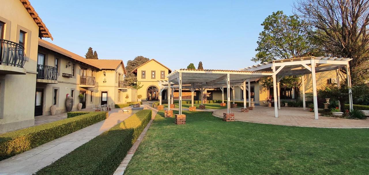 Hotel Accolades Boutique Venue Midrand Exterior foto