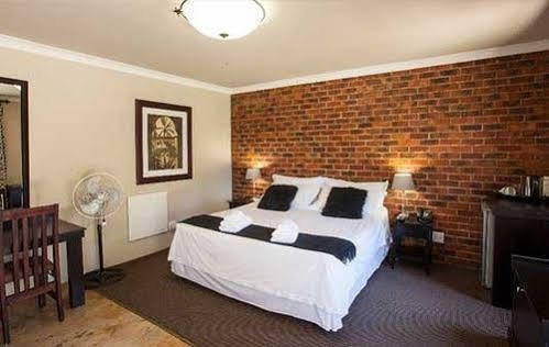 Hotel Accolades Boutique Venue Midrand Exterior foto